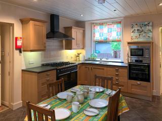 The Coyles - Uk31466 - 7