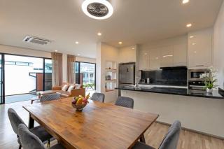 Modern and Peaceful 3Bedroom Villa Family Retreat Rawai - 8