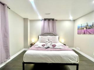 Maison Laurier, Modern 5B4B Home Inc BSMT Free parking, Close to trails - 3