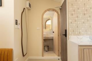 Studio for 3 Guests with Kitchen at Center Sathorn - 3