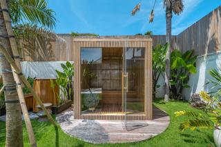 Berawa Breeze - Chic 4BR Beachside Oasis with Sauna - Canggu - 6