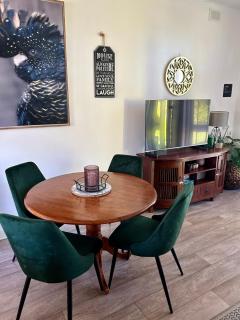 Sunshine Four - Salisbury - 2