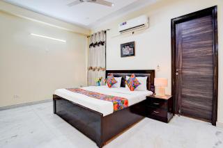 FabHotel Sarala Residency - 7