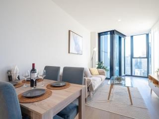 Skyline Suites - Stunning City Views, Gym & Pool - 8