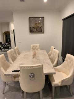 Fresh Modern 3BR Home Ensuite Open Views - 4