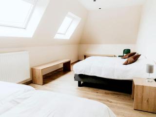 Luxury holiday home in Zwevezele - 1