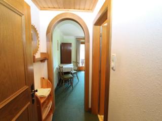 Peaceful Cottage near Ski Area in Gmünd - 2