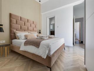 Modern villa with private pool - 7