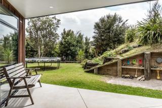 Walnut House and Studio - 4