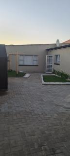 Tuvawa Luxury Suites - Walvis Bay - 4