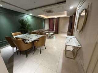 Gold Crest Platinum Suites - By Movenpick Apartments - 3