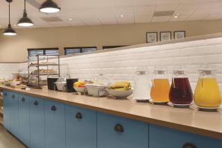 Country Inn & Suites by Radisson, Seattle-Bothell, WA - 5