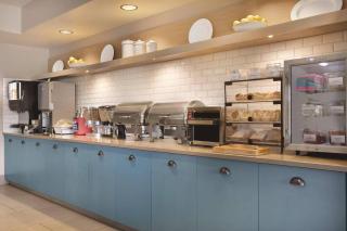 Country Inn & Suites by Radisson, Seattle-Bothell, WA - 4