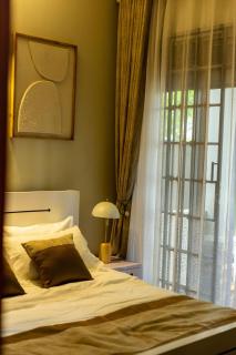 Maryanne 2BR Apartment in Bukasa Forest Village - 9