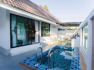 Villanin Pool Villa and Spa - 1