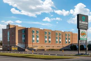 Clarion Hotel & Suites - 4