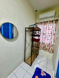 B-09 Suhana HomeStay Sipitang - 4