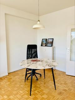 Bright apartment Antwerp Central Station - 4