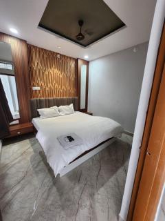 Hotel Shree Sanwaliya - 2