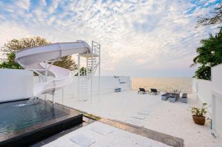 My Sea Breeze 4BR Pattaya Villa 8 Beds Sea View - 1