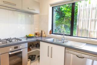 Hot Water Hideaway - 2