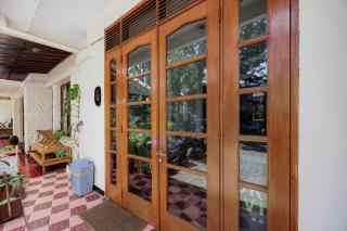 Urbanview Rumah Ebo Dago Bandung - 2