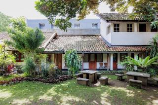 Urbanview Rumah Ebo Dago Bandung - 9