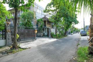 Urbanview Hotel Wayan Mansion - 1