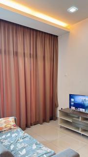 37 - Santai Living Home Palazio at Mount Austin, JB - 0