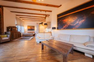 Berchy Studio Apartment - 2