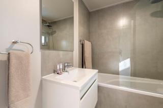 106 Seahorse - 2 Bedroom Premium Unit with Parking - 8