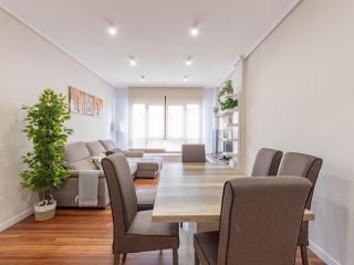Bright apartment in Las Arenas - 9