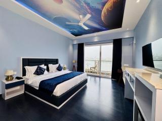 Lakeside Leisure - 2