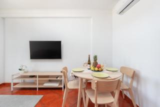 BnB Homes Apartment with cozy Terrace & 2 Swimming pools near the heart city - Albufeira - 3