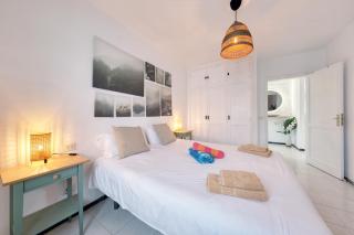Casa Atassara - 500m to the Beach, Ping-Pong and Foosball By Lanzarote Vacation Homes - 2
