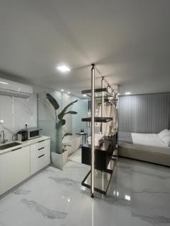 Vacation unit in villa with heated pool and sauna יחידת נופש בוילה עם בריכה מחוממת - 7