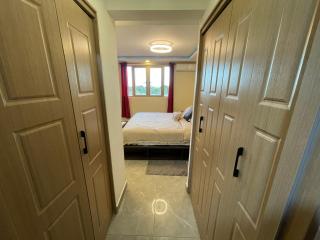 Modern Kingston Apartment Suite With Pool & Ocean View - 4