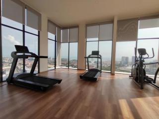 Mykey The Quartz Family Suites Netflix Near Jonker - 8