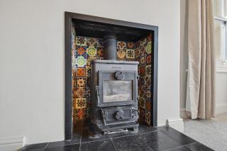 Maple Snug- Wyndale Signature Stays - 8