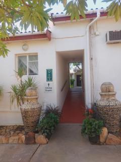 Blommenberg Guest House - 1