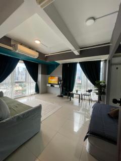 Nour Homestay KLCC View - Cozy 1 - 6
