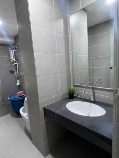 Nour Homestay KLCC View - Cozy 1 - 5