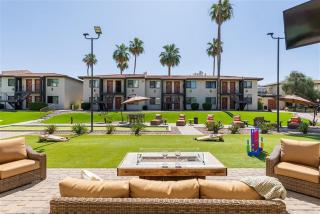 102 -Fully Furnished 1BR Suite-Prime Location - 1