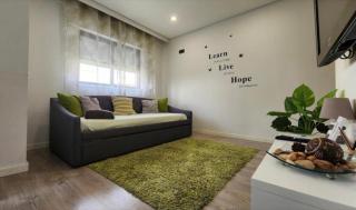 Ria Center Apartment - Left - 4