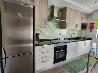 Ria Center Apartment - Left - 3