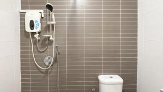 38 - Couple Suite Studio at mount austin, JB - 6