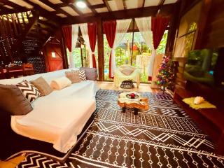 Private Caribbean Villa, Hot Jacuzzi Pool - 9