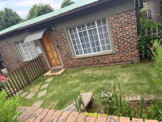 De Trout Huis Guesthouse - 7