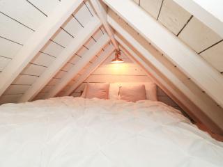 Shades Farm Summerhouse - 3