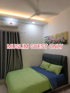 QAISARA D'SAVANNA HOMESTAY@SOUTHVILLE CITY - 8
